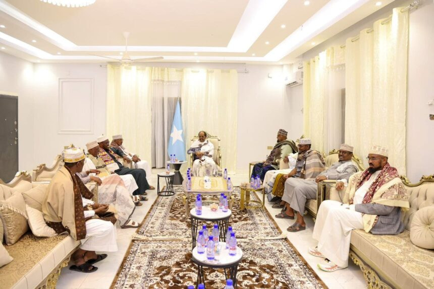President Hassan Sheikh Urges North Eastern State Elders to Champion National Unity and Peace; Traditional Leaders Back State-Building Efforts