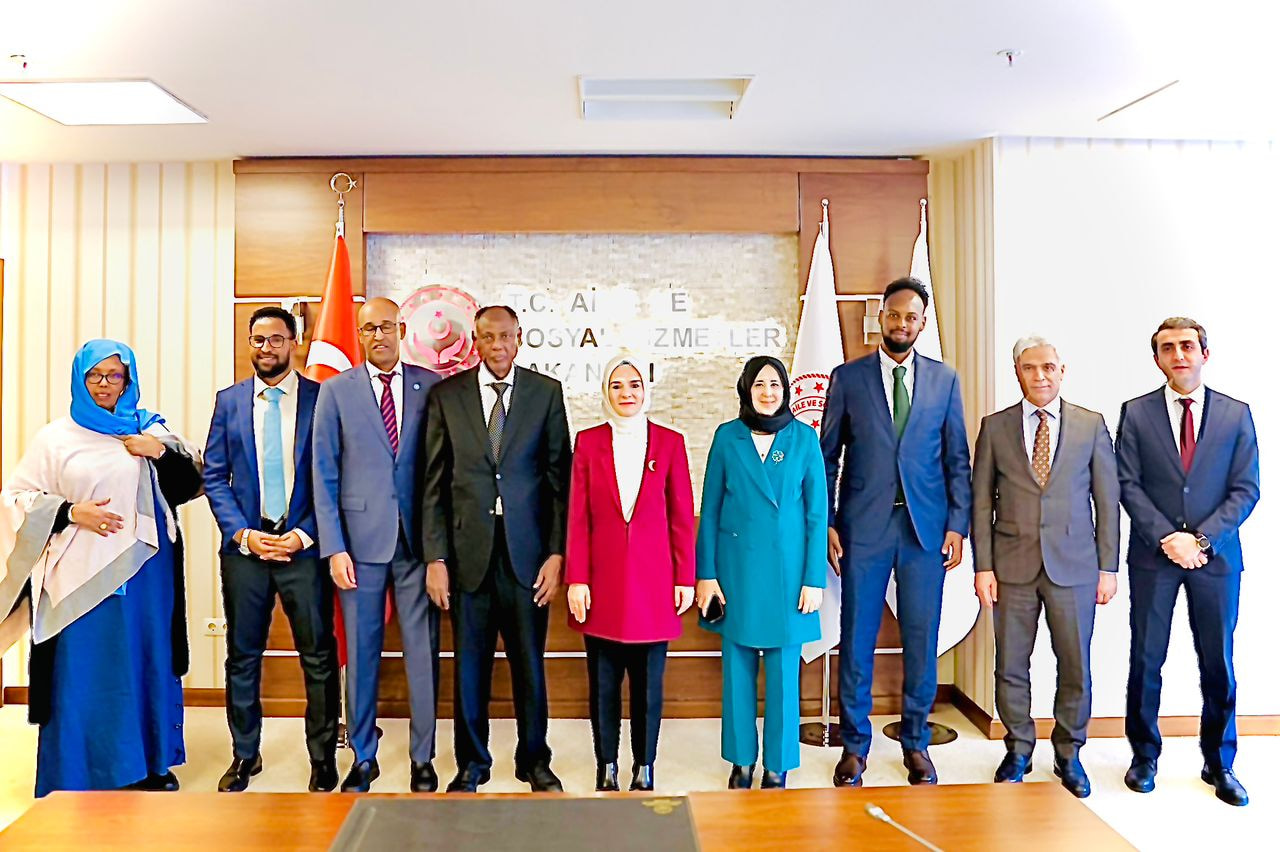 Somalia and Türkiye Hold Talks to Strengthen Cooperation in Social Affairs