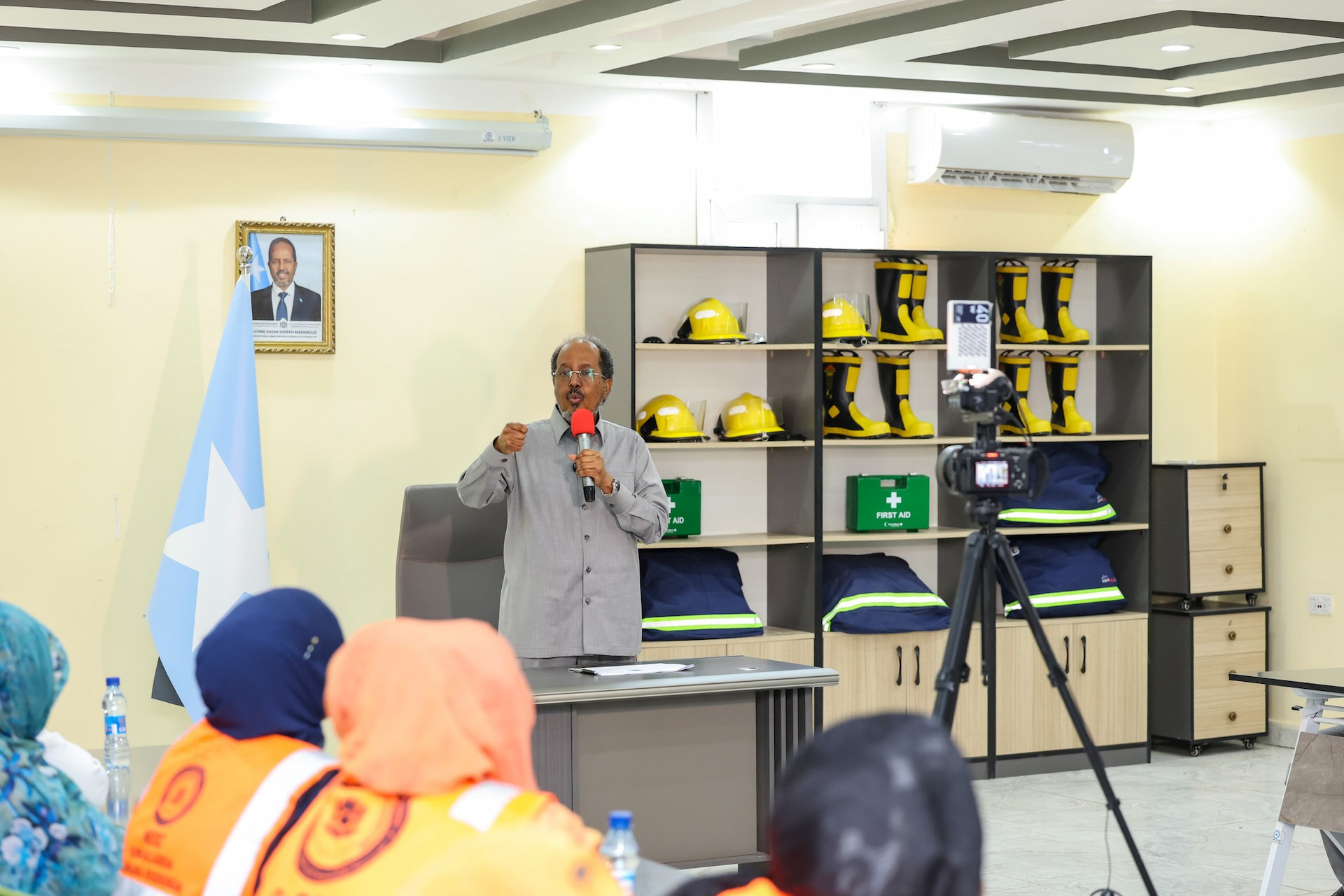 President Hassan Sheikh Directs Government Focus to Drought Relief; Orders Tax Exemptions for Aid Imports