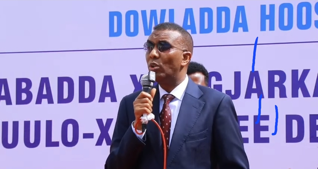 Prime Minister Hamza Abdi Barre Inaugurates Bula-Hubey Road in Wadajir District