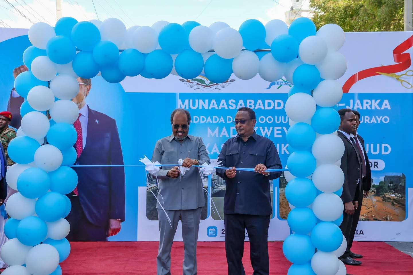 President Hassan Sheikh Mohamud Launches Construction of Key Road Linking Dadbka and Bakara Intersections