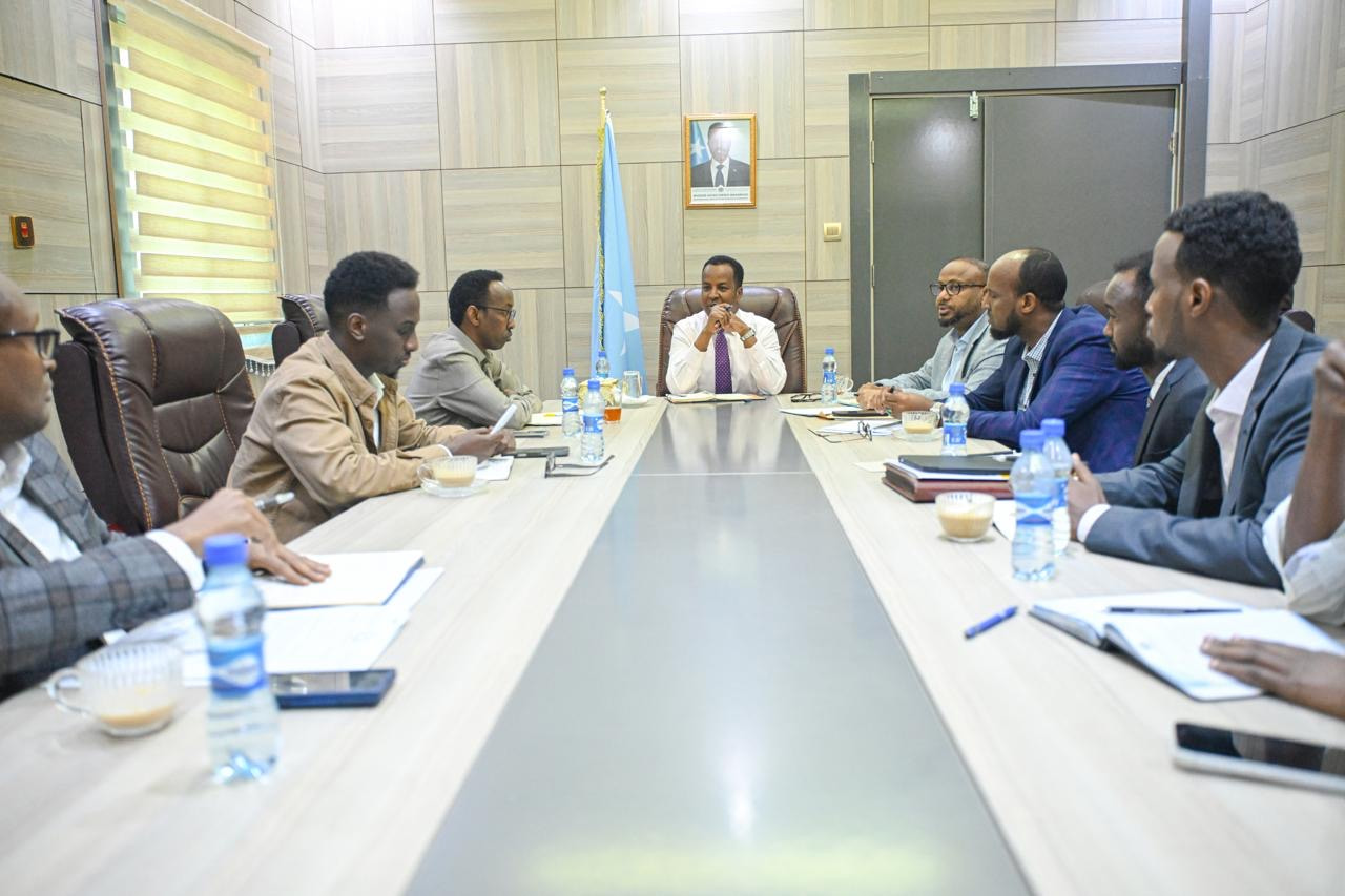 Ministry of Foreign Affairs Strengthens Cooperation on Passport and Immigration Services