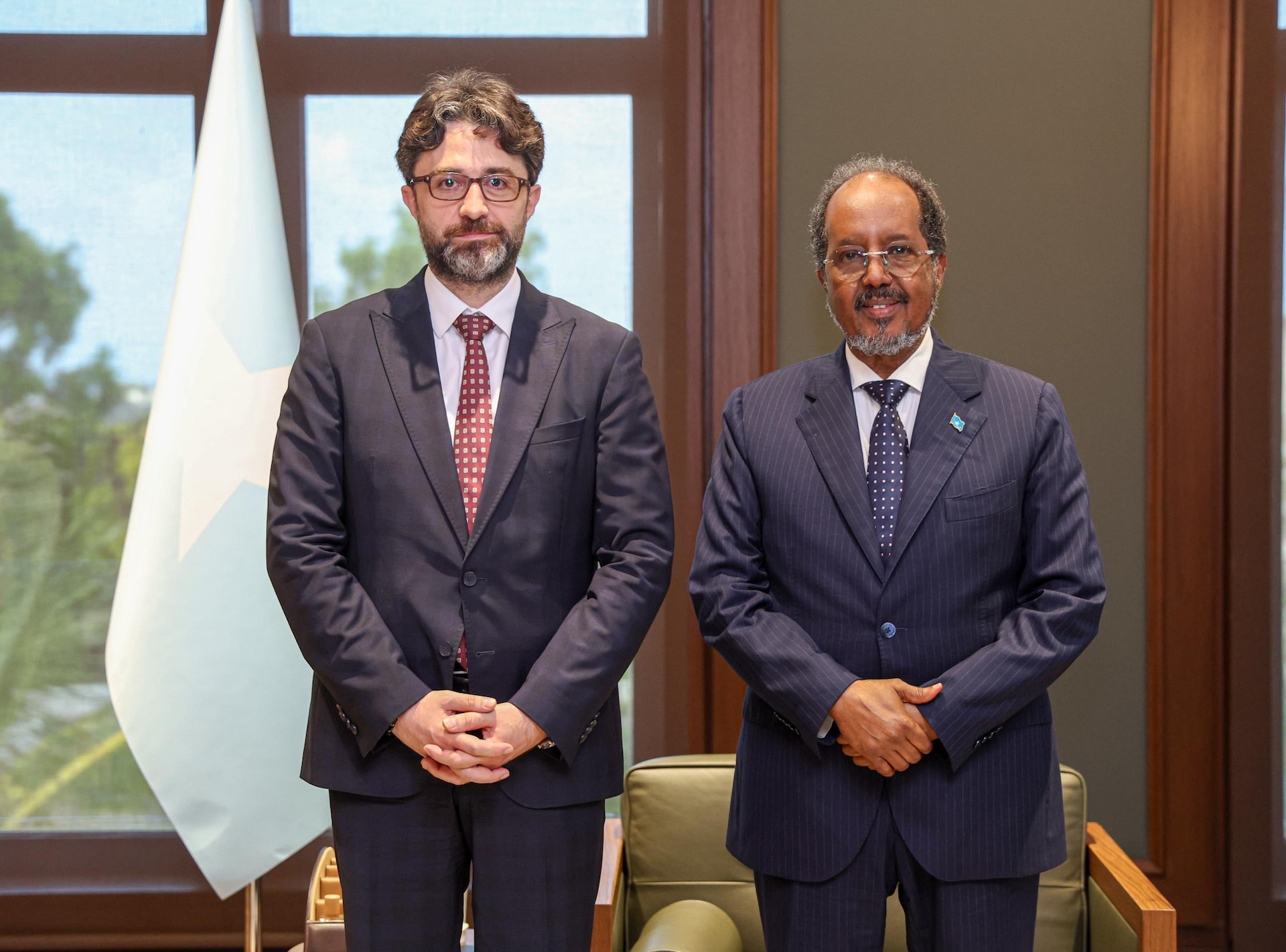 President Hassan Sheikh Mohamud Receives Turkish Ambassador at Villa Somalia