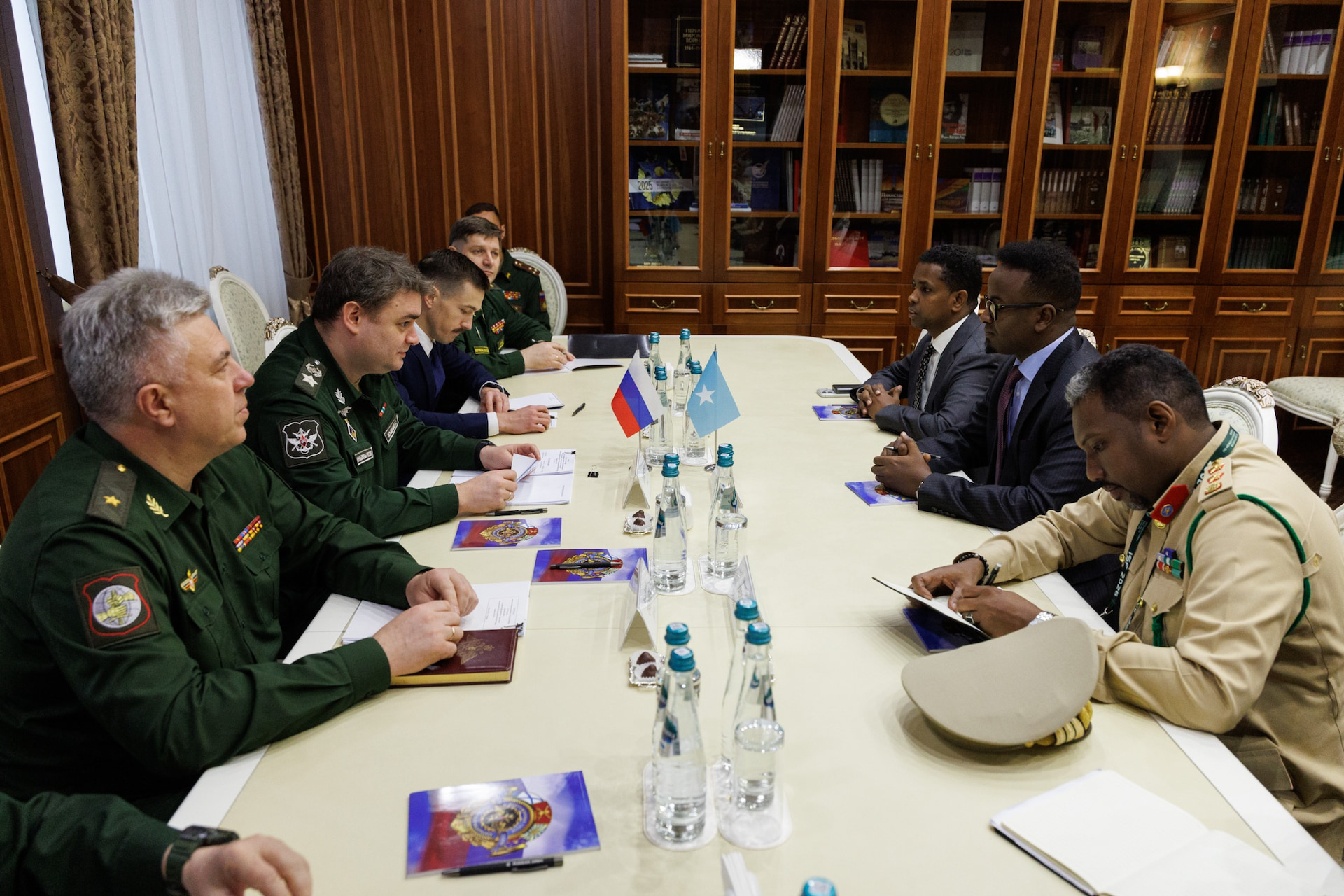 Somalia Seeks Closer Defense Partnership with Russia During Official Visit