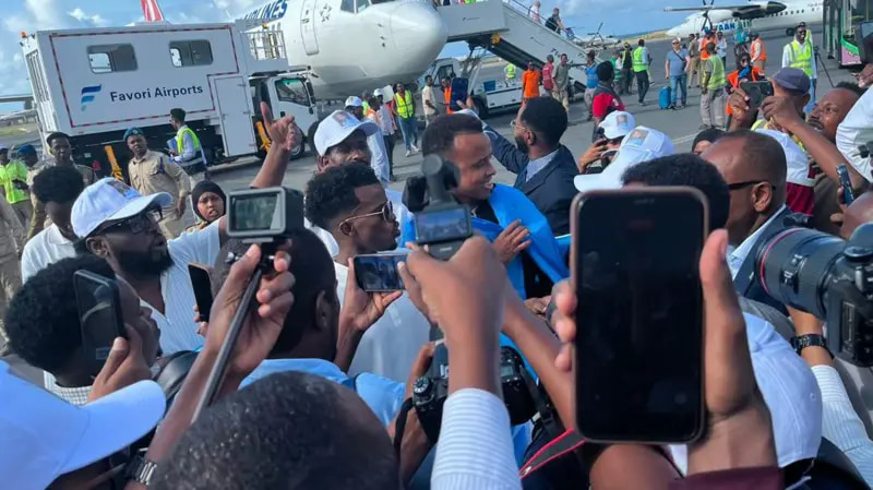 Africa’s Best Referee Omar Abdulkadir Artan Receives Warm Welcome in Mogadishu