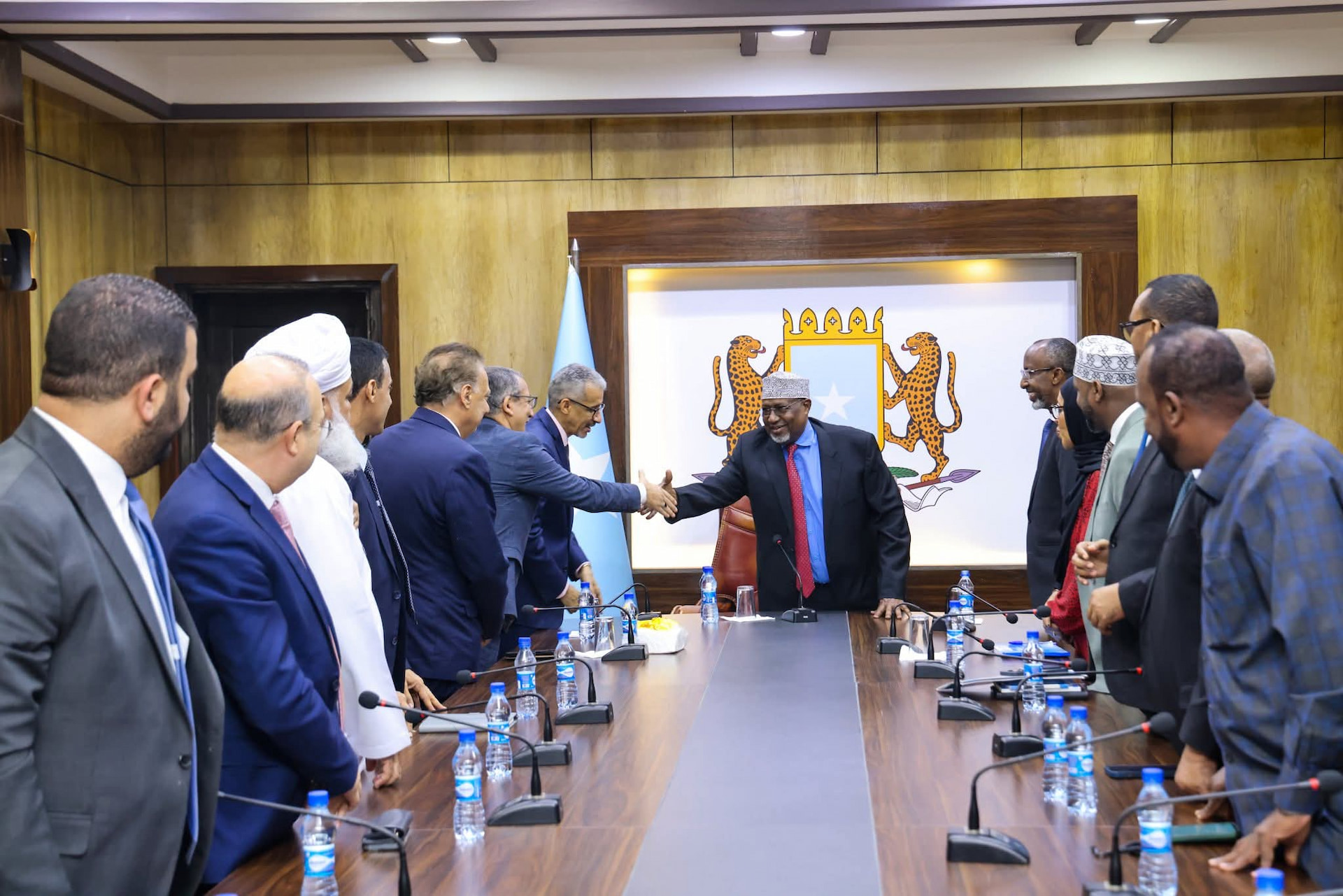 Kusimaha madaxweynaha JFS ahna Guddoomiyaha golaha shacabka oo qaabilay wafdi ka socda ururka jaamacadda carabta