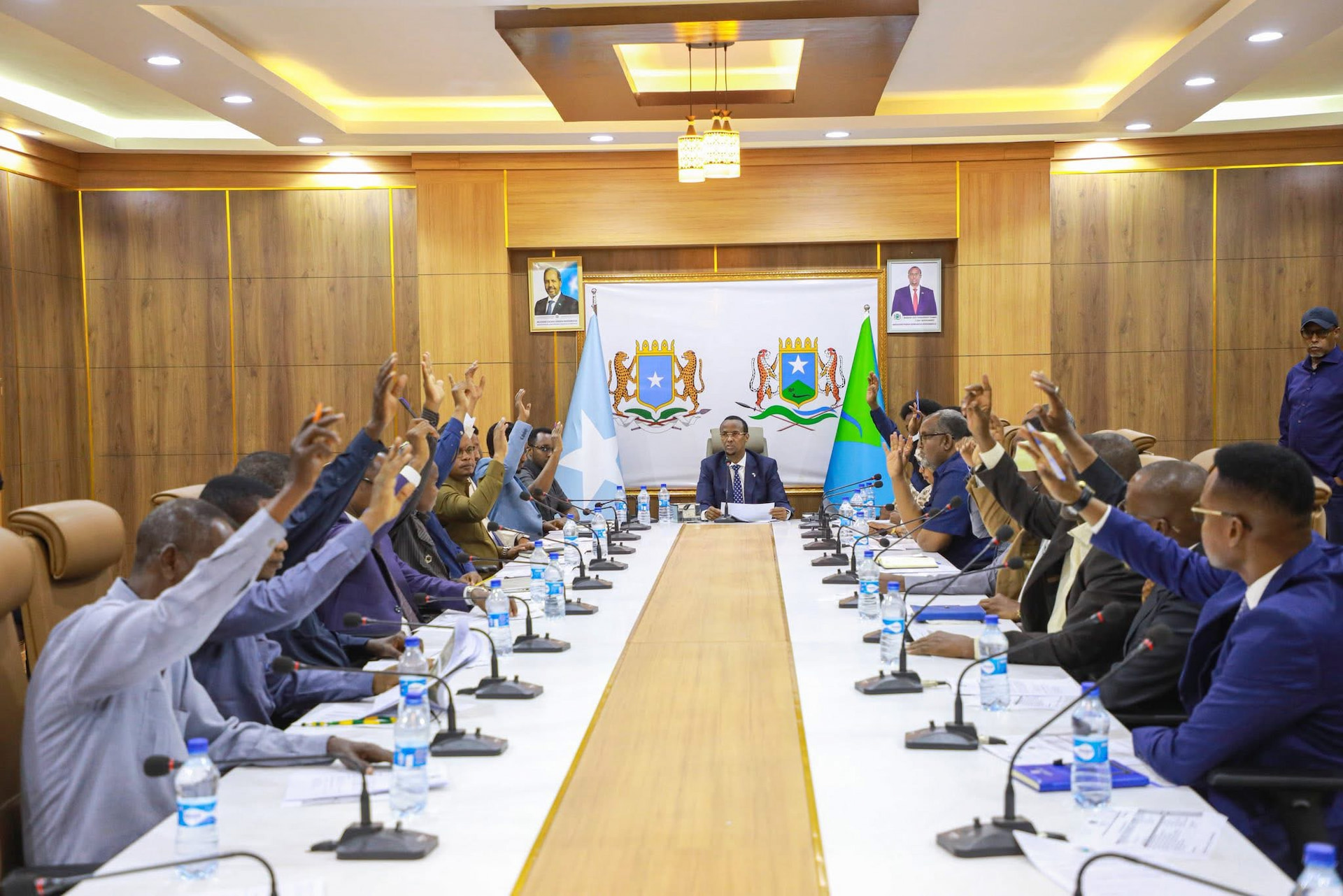 Golaha Wasiirada Hirshabeelle oo ka shiray Arrimaha Bini-aadanimo