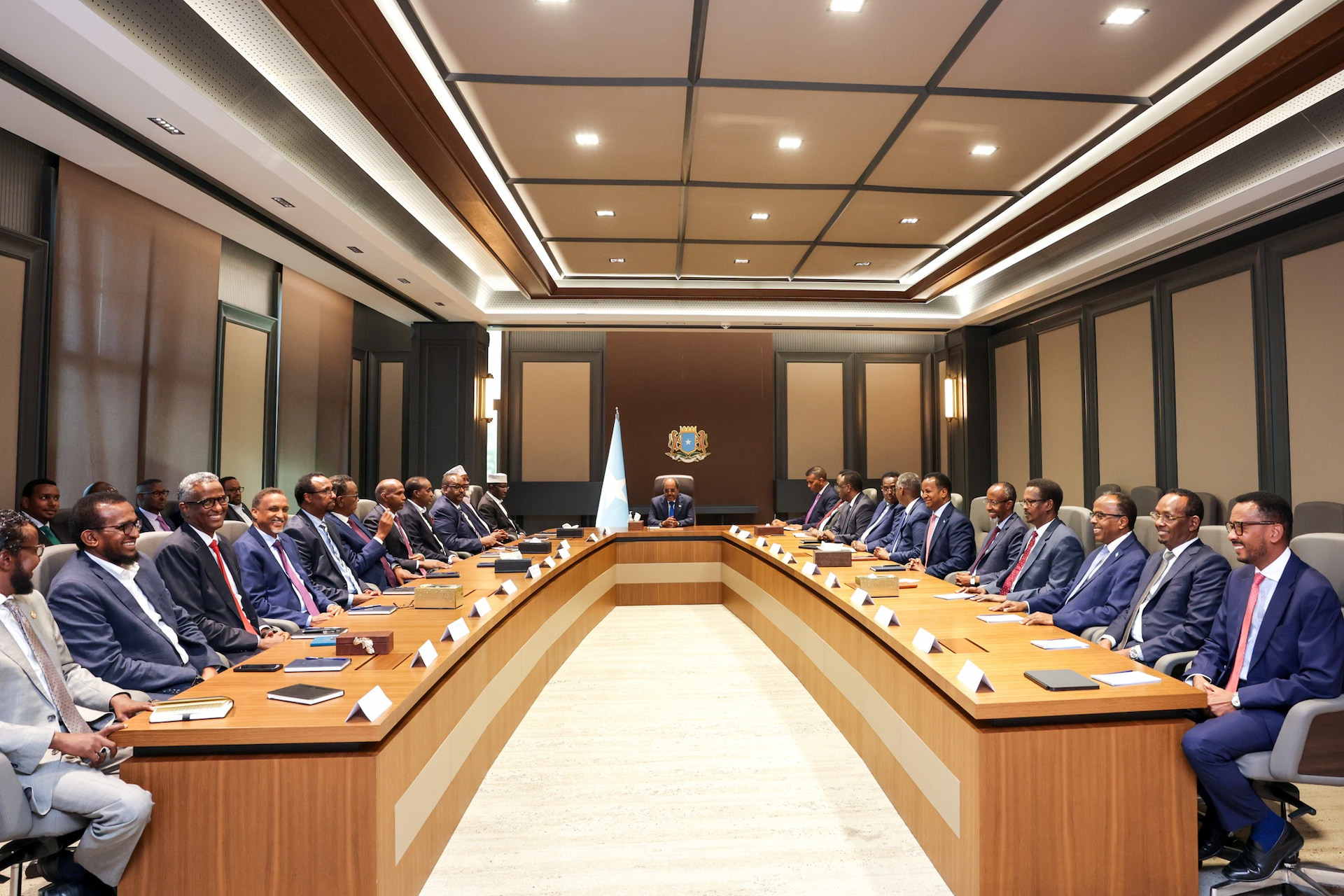 Madaxweyne xasan sheekh oo xubnaha golaha mustaqbalka ku soo dhaweeyey madaxtooyada qaranka