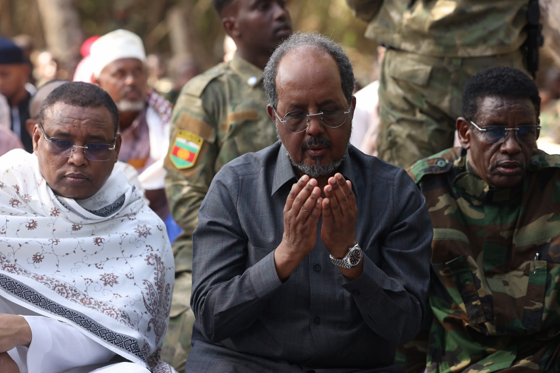 MADAXWEYNE XASAN SHEEKH OO DEEGAANKA GANDARSHE  KULA CIIDAY CIIDAMADA XOOGGA DALKA.