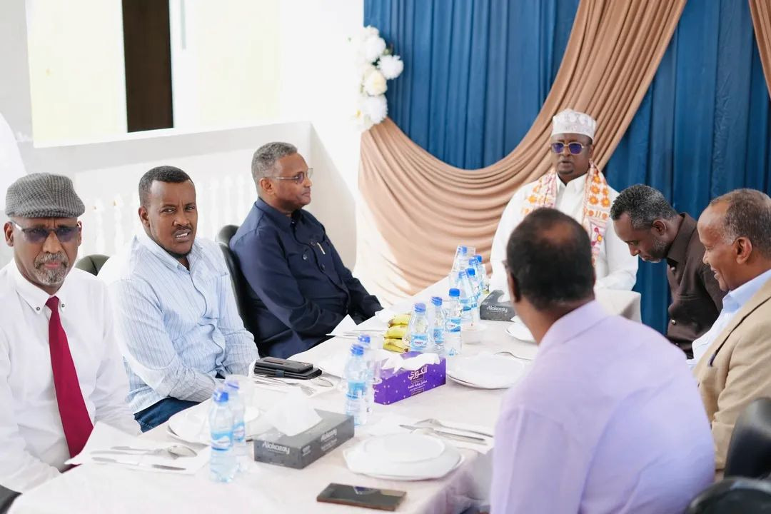 Agaasimaha Hay’adda NISA oo Gubadley kula kulmay madax dhaqameed