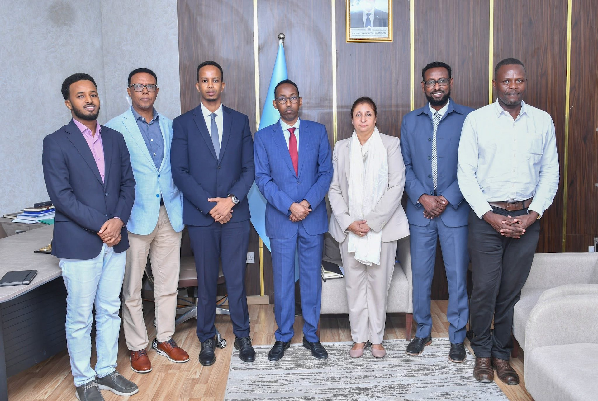 Agaasimaha Guud ee Hay'adda Socdaalka iyo Jinsiyadda oo la kulmay Marwo Qurat-ul-Ain Sadozai