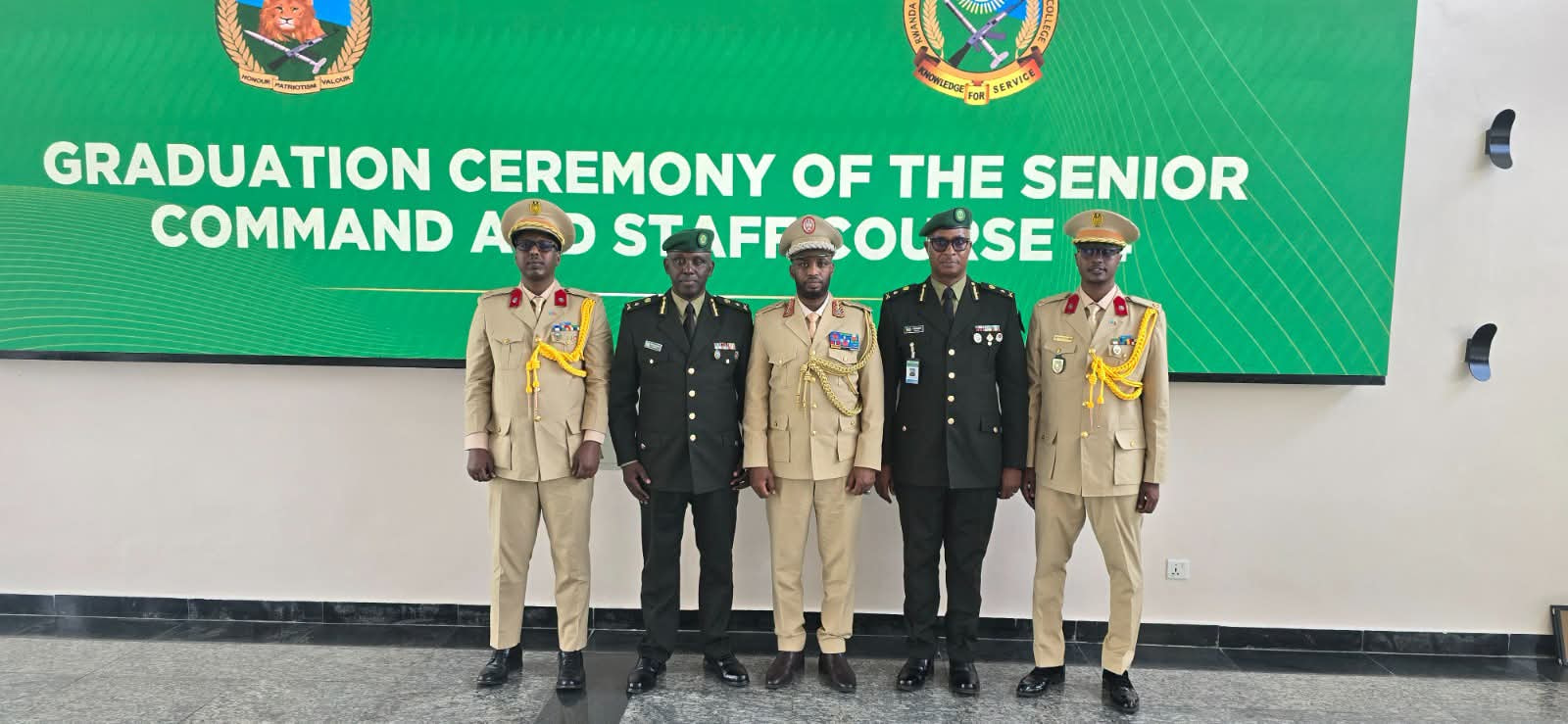Taliyaha Taliska Tababarrada CXDS oo tababar dalka Rwanda ugu soo xiray Saraakiil Ciidan