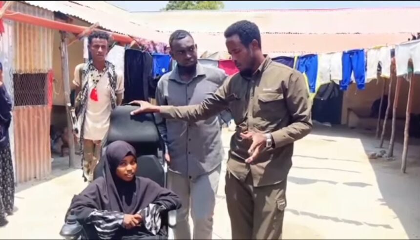 Somali National Army Soldiers Donate Wheelchair to Young Girl With Special Needs