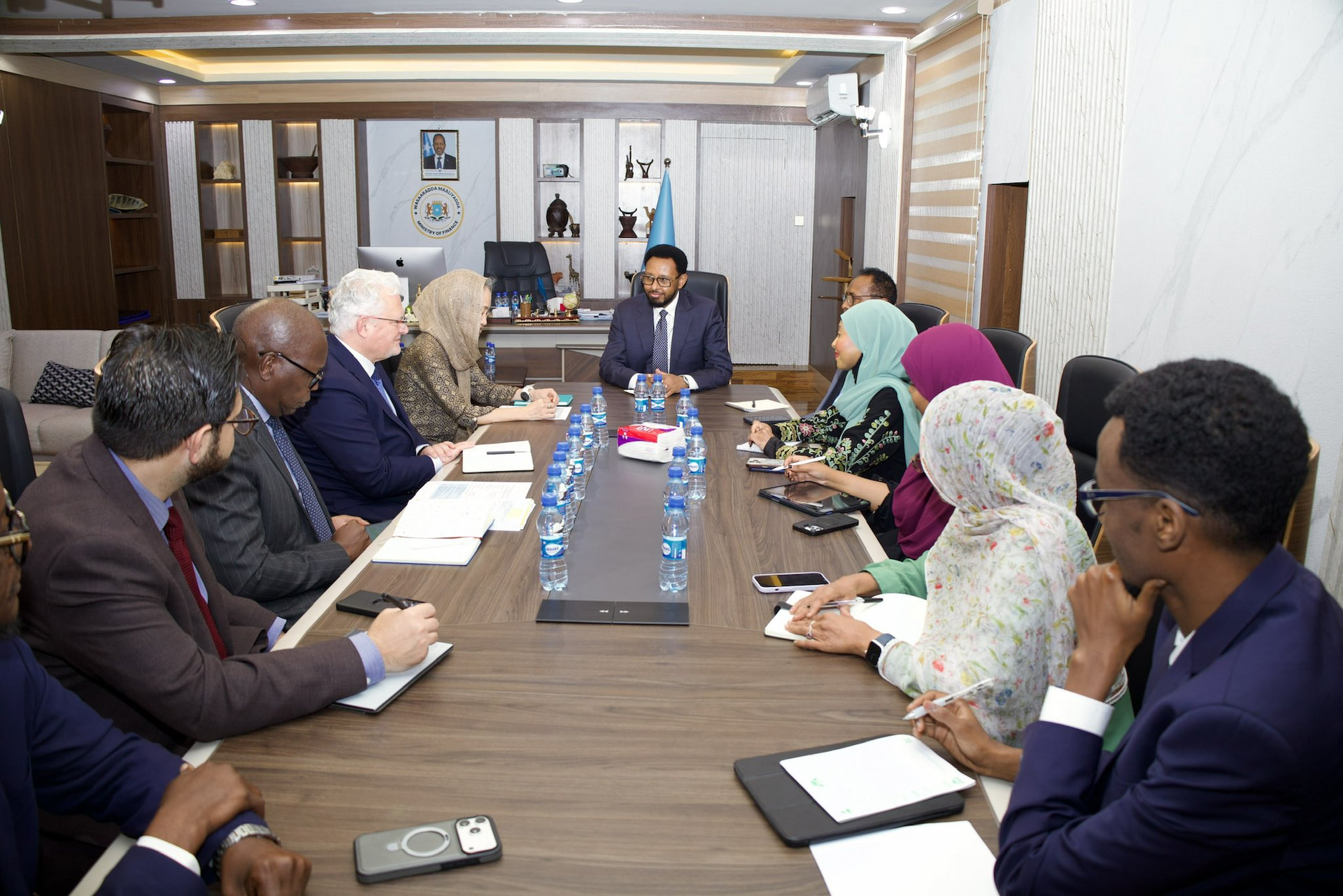 Finance Minister Hosts High-Level UN Delegation In Mogadishu