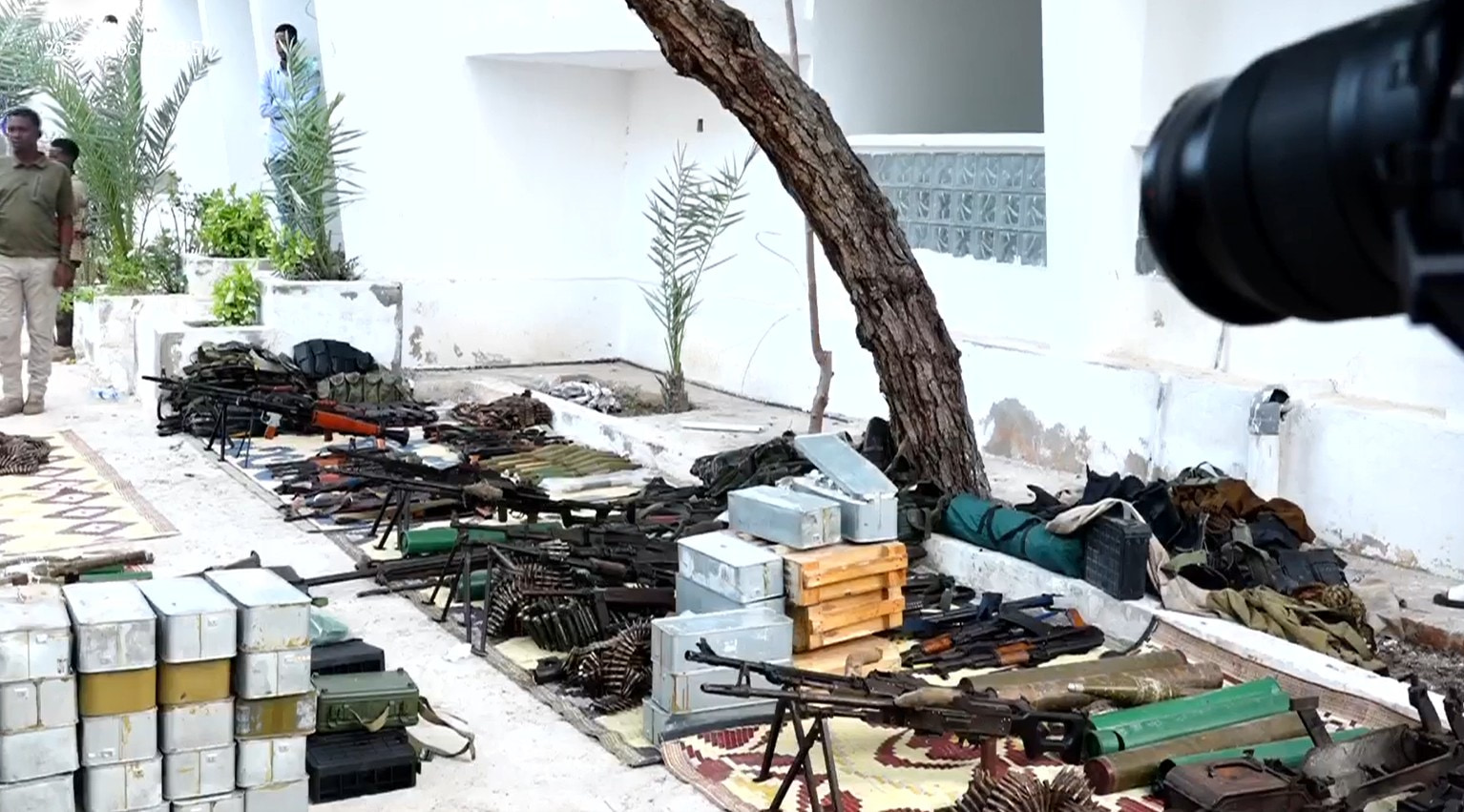 Banadir Police Command Conducts Targeted Raids in Abdiaziz District, Seizes Massive Weapons Cache from Opposition Residences