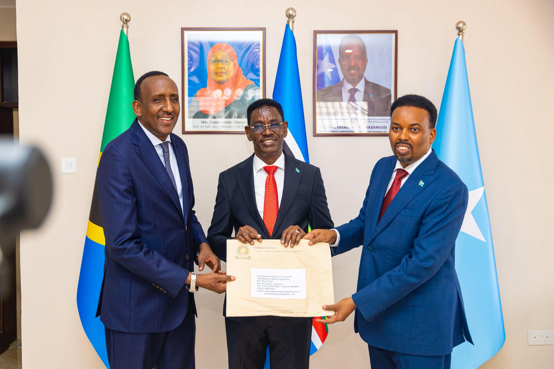 Soomaaliya oo loo ogolaaday inay bixiso Baasaboorka Bulshada Bariga Afrika